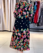 Blommig V-ringad elegant klänning